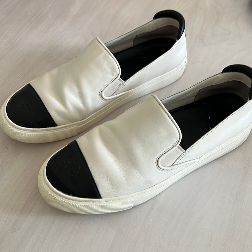 Tory Burch Sneakers - Picture 2 of 5